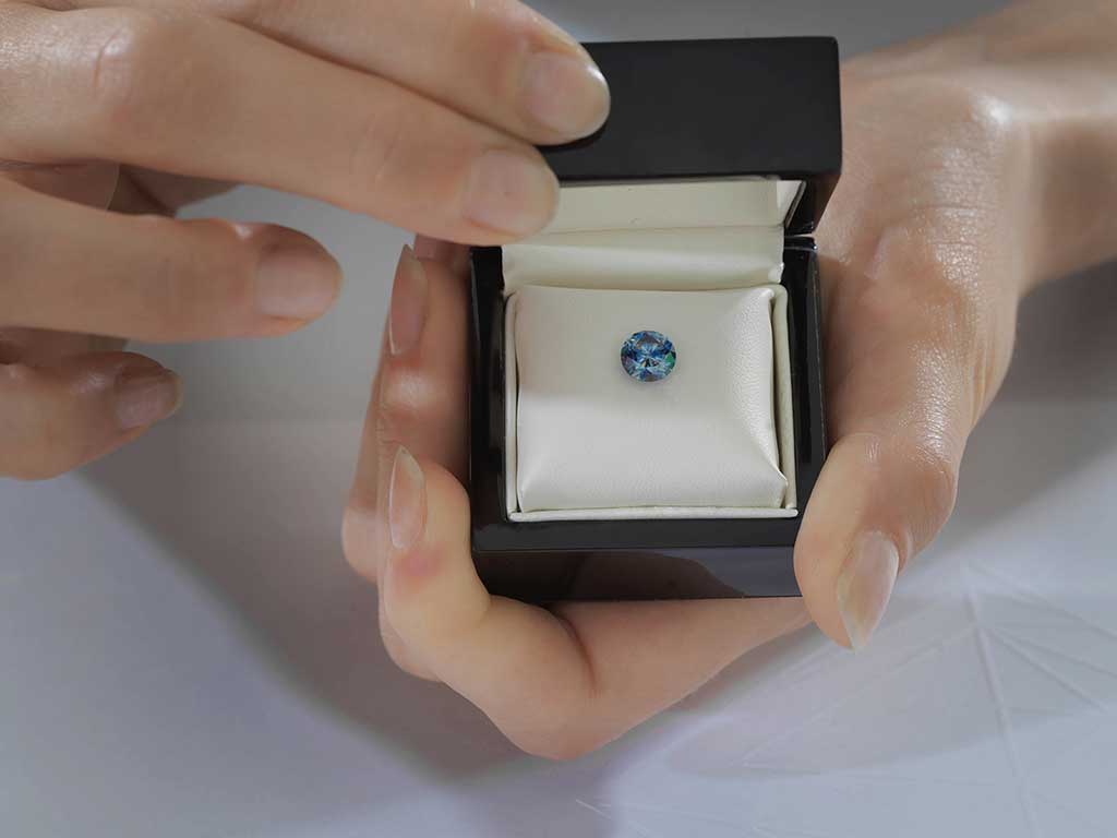 Brilliant Algordanza Switzerland Ash Diamond
